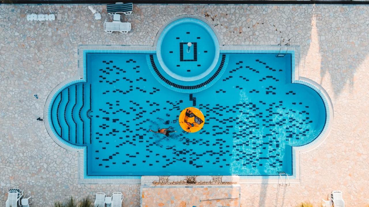 Rambuje Resort Лежа Екстер'єр фото