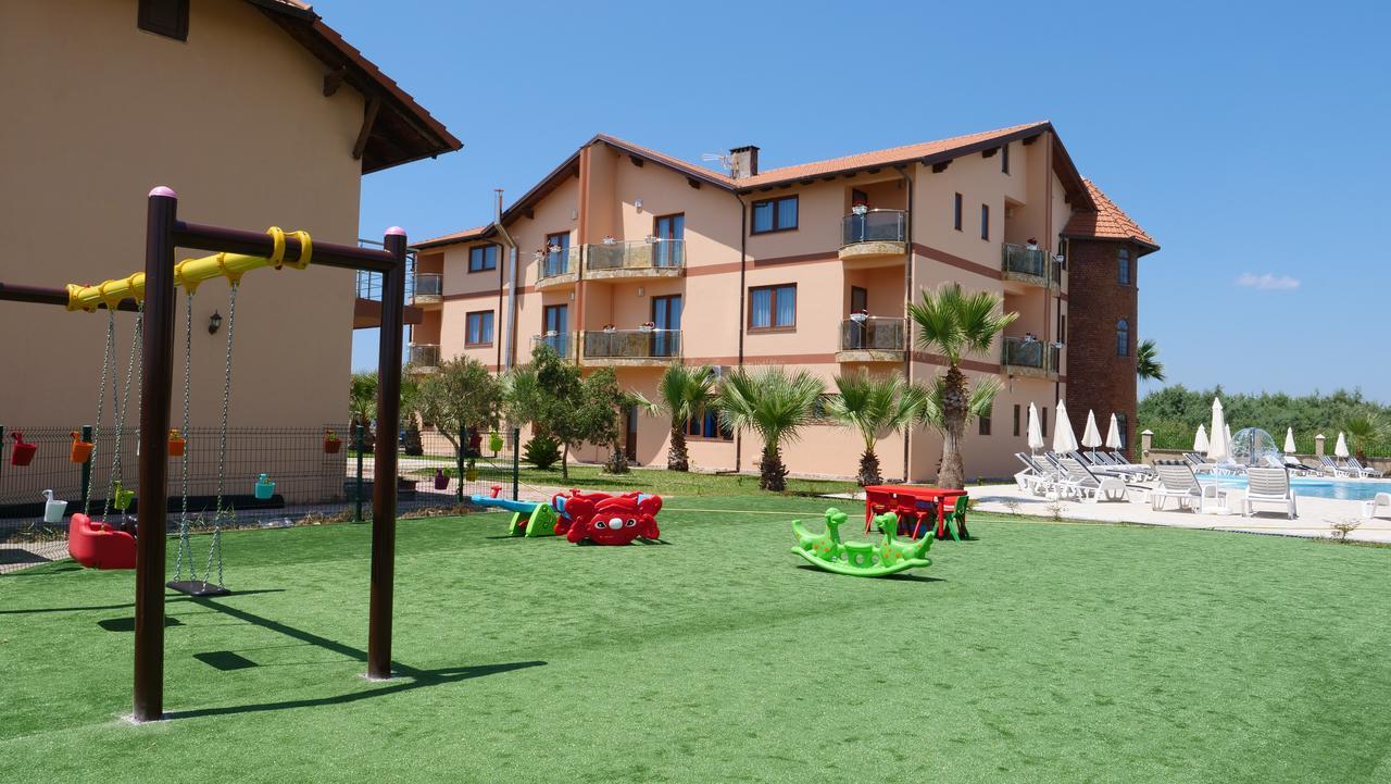 Rambuje Resort Лежа Екстер'єр фото