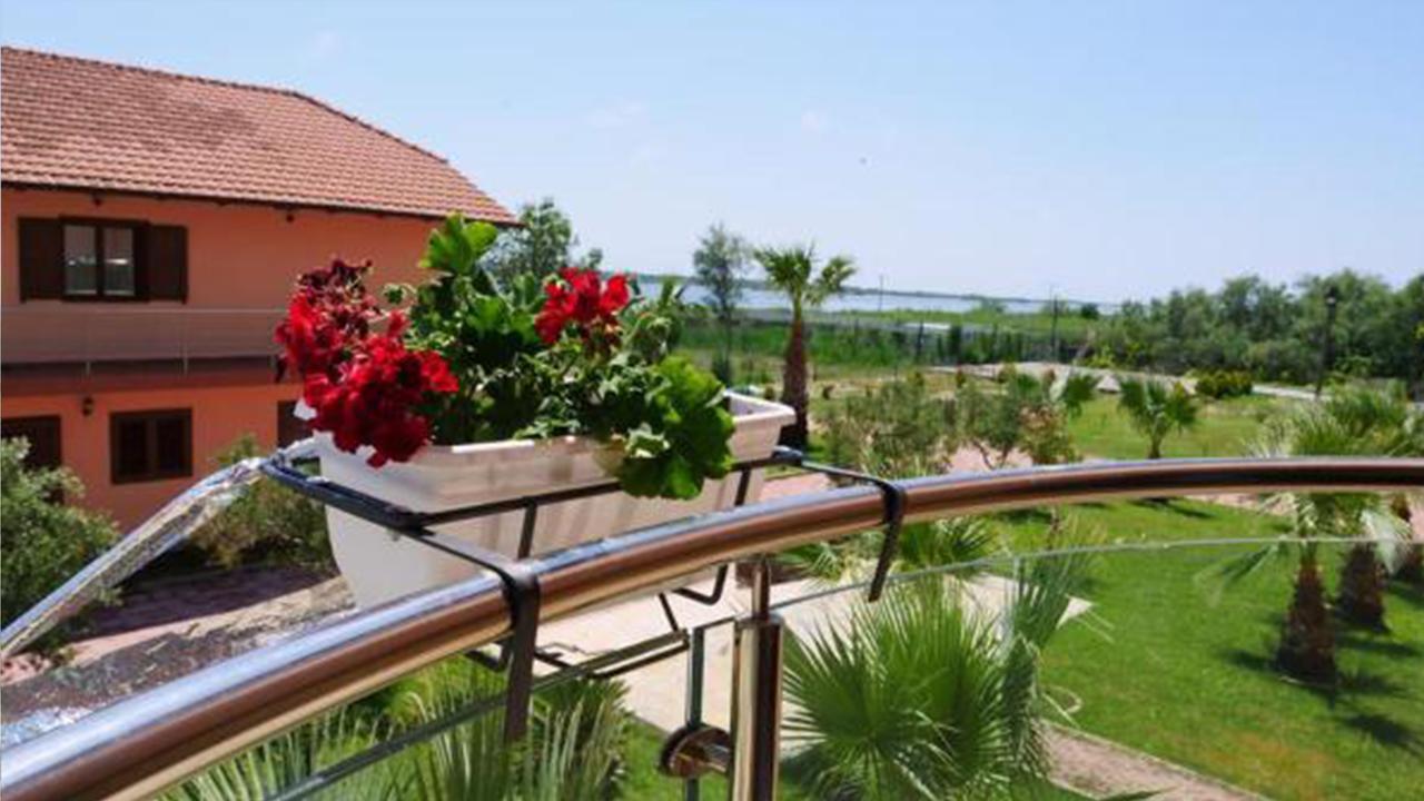 Rambuje Resort Лежа Екстер'єр фото